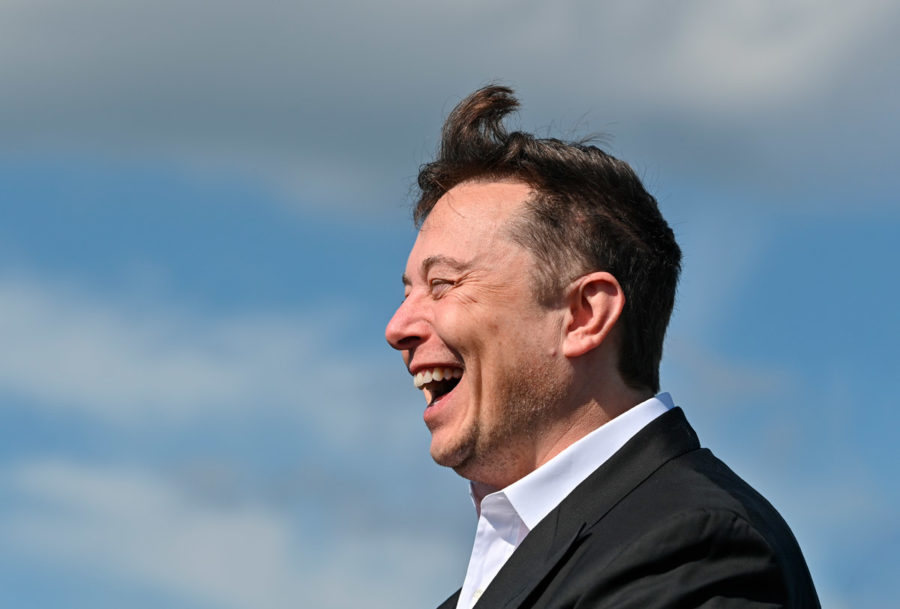 Elon Musk quiere dejar sus trabajos para convertirse en ‘influencer’ de tiempo completo