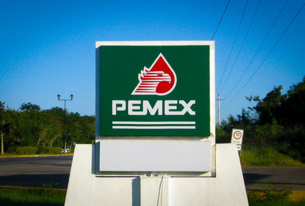En 2021, gobierno apoyó a Pemex con 19 mil mdd: Moody’s