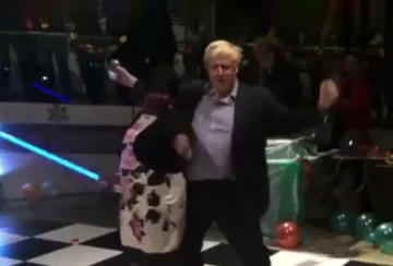 VIDEO: Las fiestas de Boris Johnson durante pandemia desatan indignación en Reino Unido