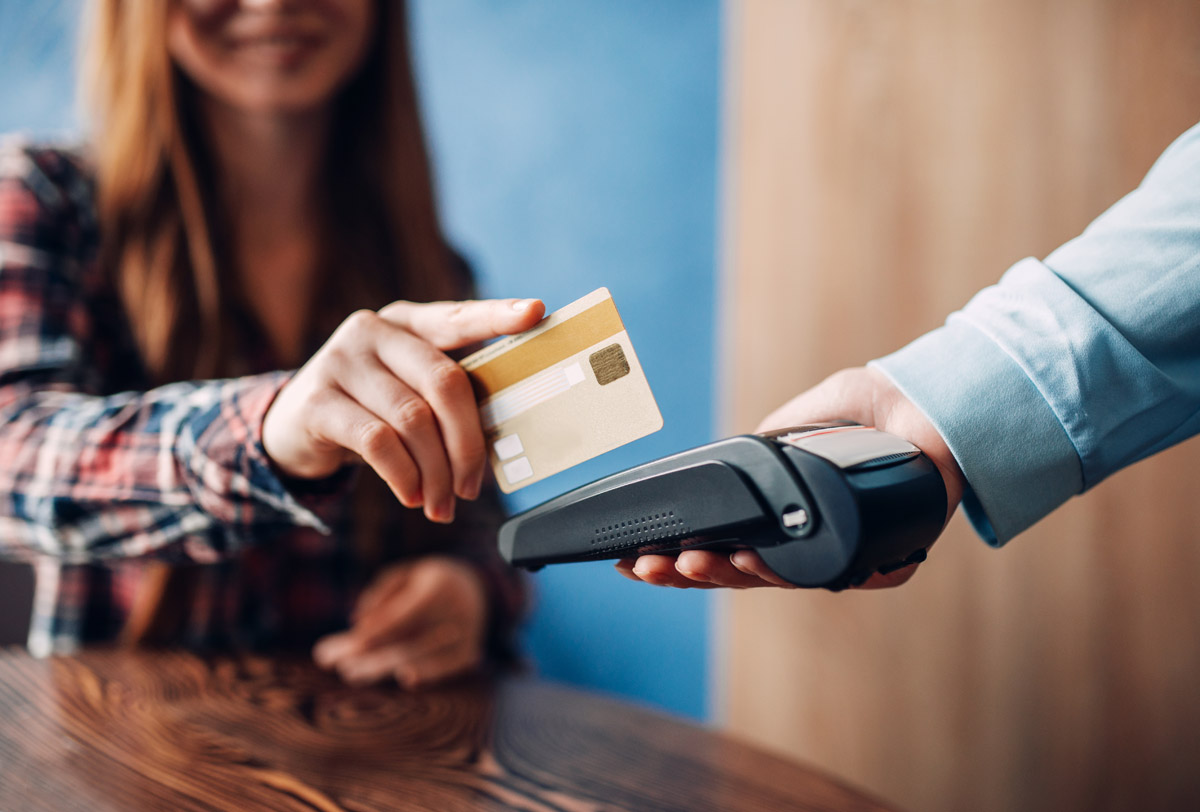¿Qué pasa si no usas tu tarjeta de débito de manera frecuente?