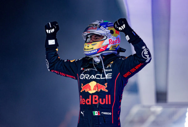 Diseña el casco de ‘Checo’ Pérez: Red Bull lanza convocatoria para el GP de México