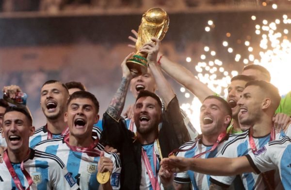 Argentina gana su tercer Mundial tras una final épica contra Francia