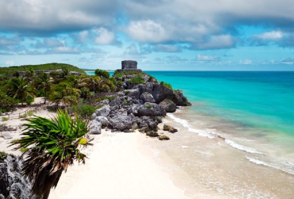 Premian a Quintana Roo como destino líder en turismo de América y el Caribe