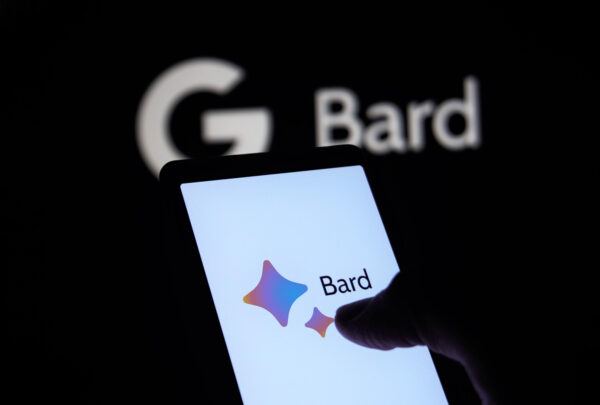 Google lanza Bard, su herramienta de Inteligencia Artificial disponible en más de 40 idiomas