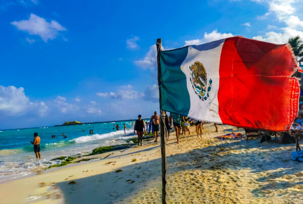 Turismo internacional en México crece 3.8% interanual en noviembre de 2023