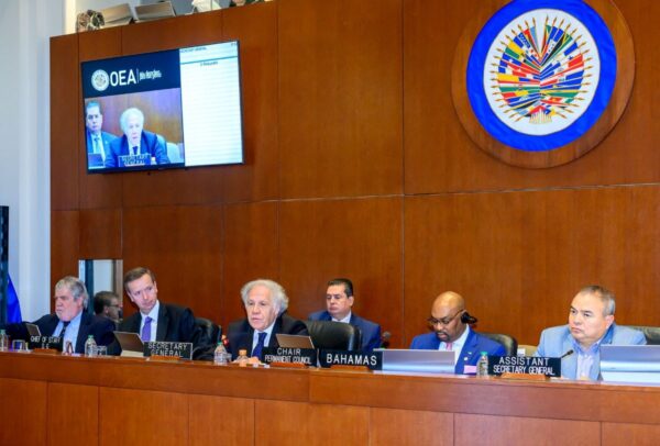OEA condena actos de Ecuador y critica intervención de México en asuntos internos