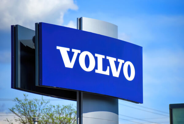 Volvo construirá nueva planta en México