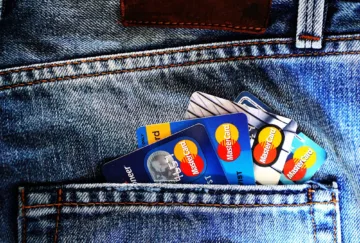 ¿Cómo usar tu tarjeta de crédito y préstamos sin perder el control de tus finanzas?