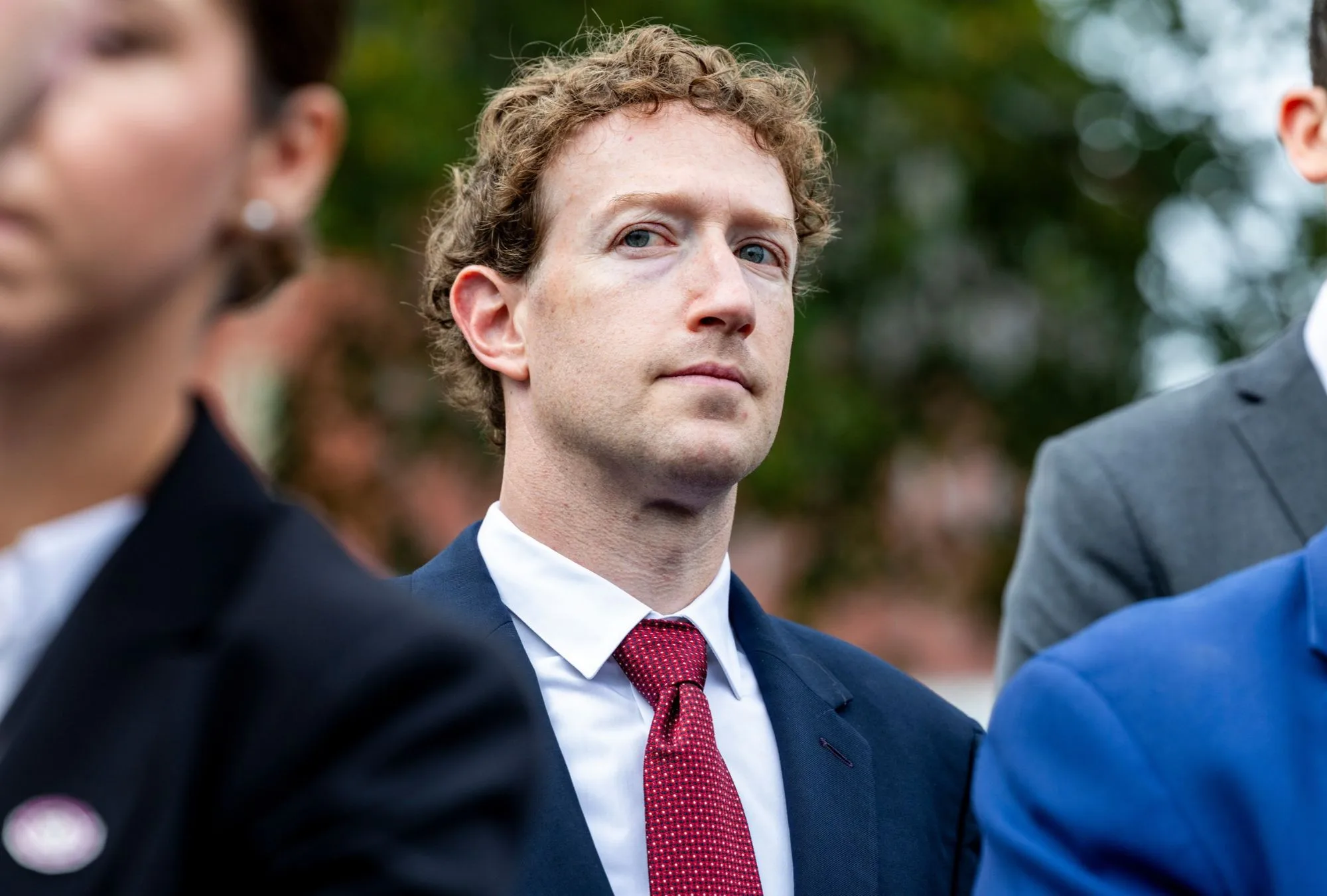 Zuckerberg quiere crear una célula virtual y ya hay 1,800 millones de dólares detrás