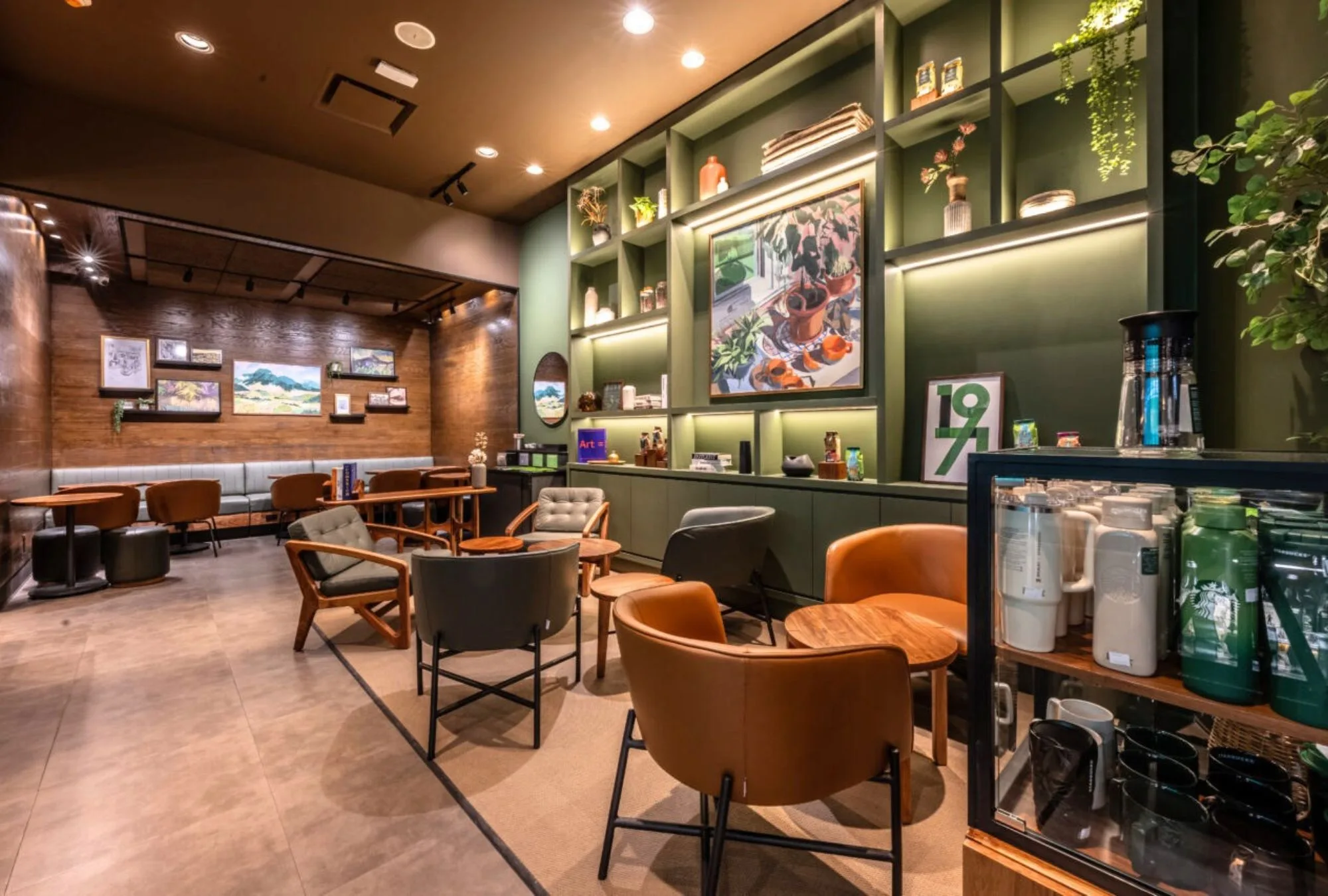 Starbucks vende más café, entonces ¿por qué sigue cerrando tiendas?